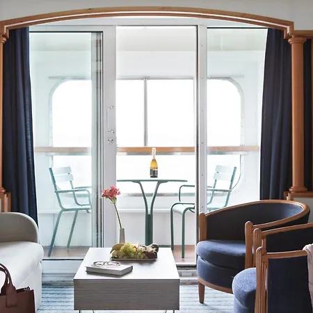 Silja Line Ferry - To Stockholm * ヘルシンキ